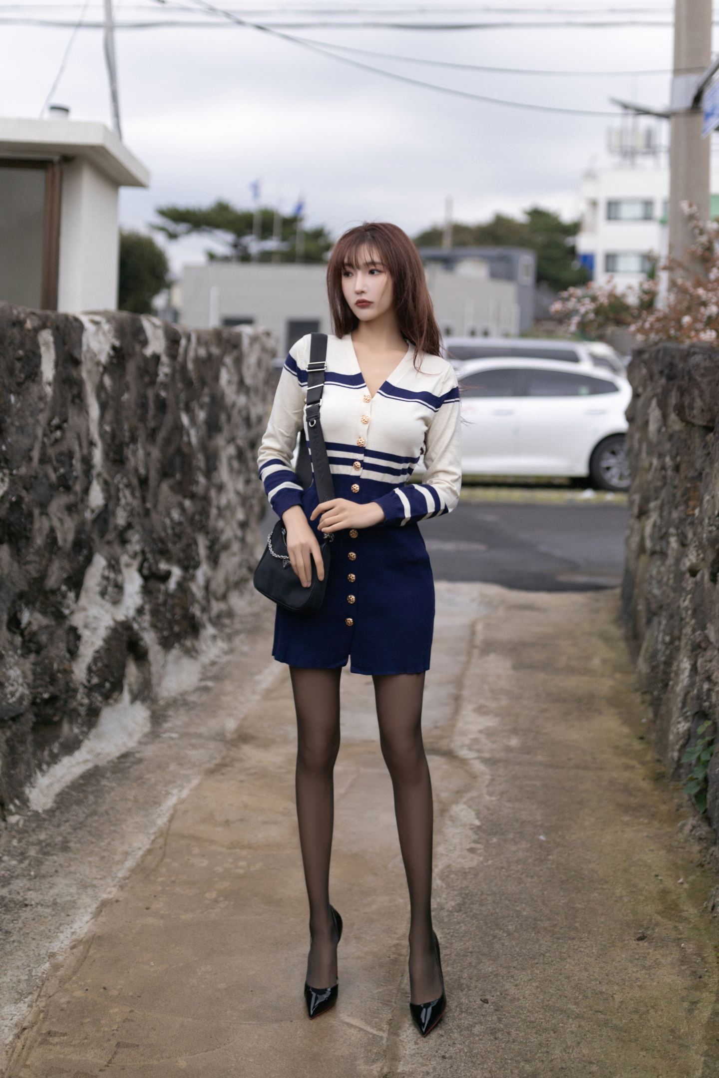 陆萱萱 NO.004 内购无水印 NO.7606 入侵者尾随